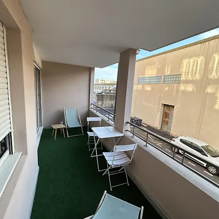 Cosy Au Cœur De Avec Balcon Détente Apartamento