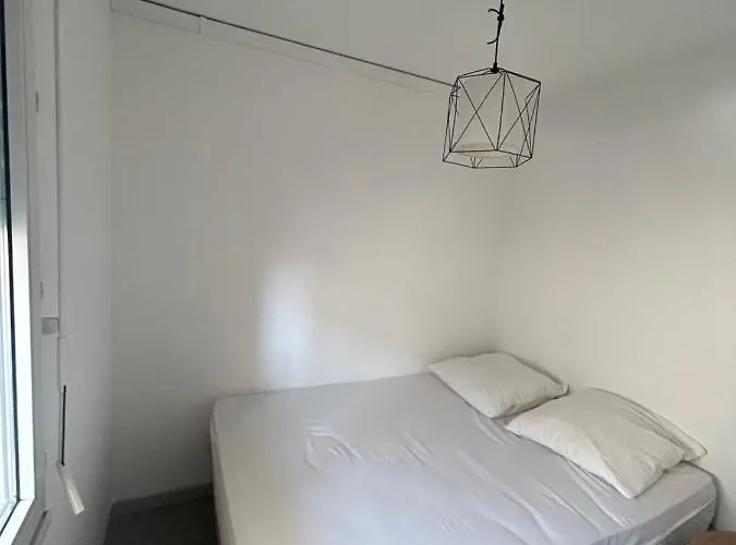 Cosy Au Coeur De Avec Balcon Detente شقة *